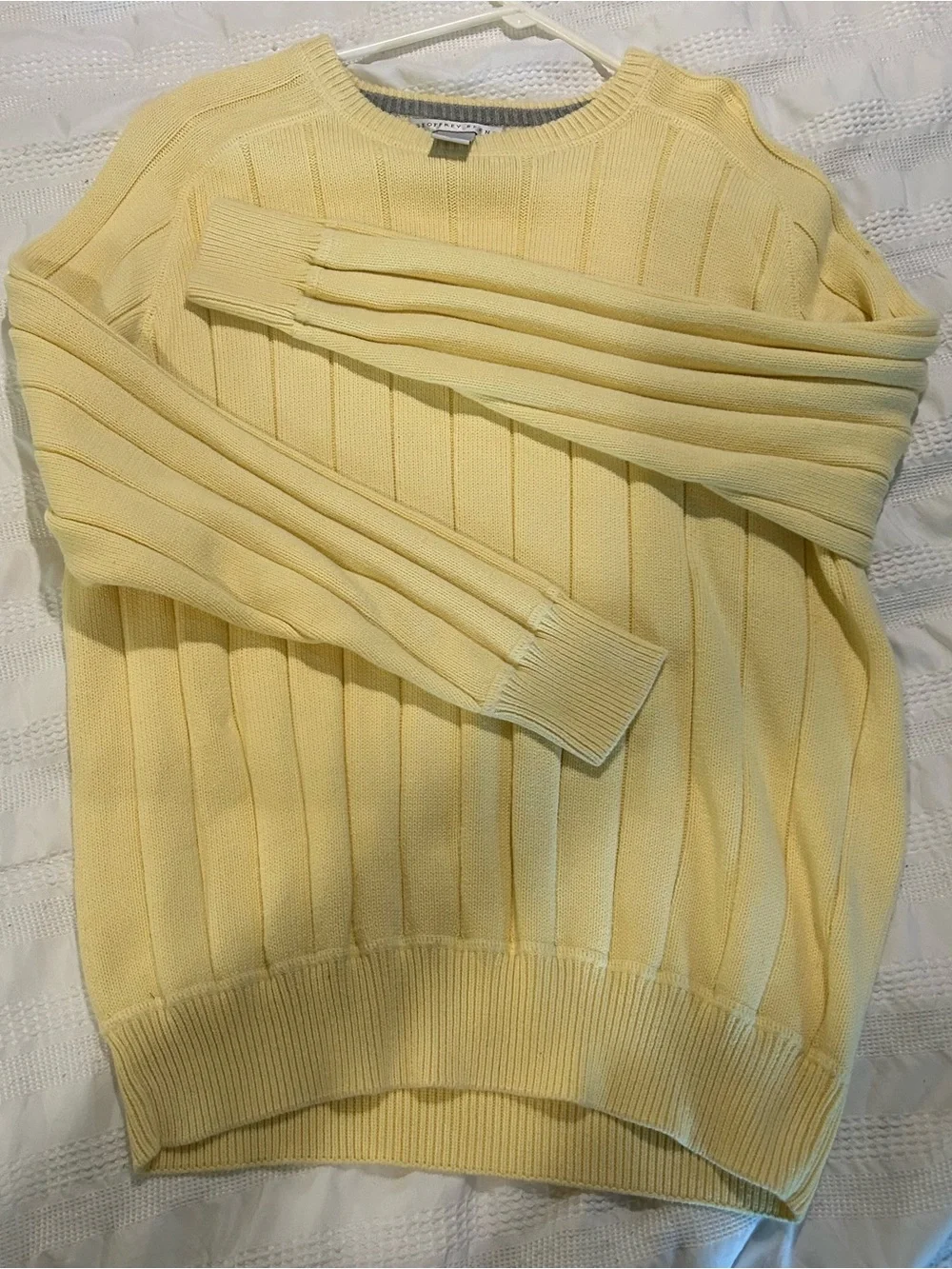 Geoffrey Beene Pale Yellow Ribbed Crewneck Sweater